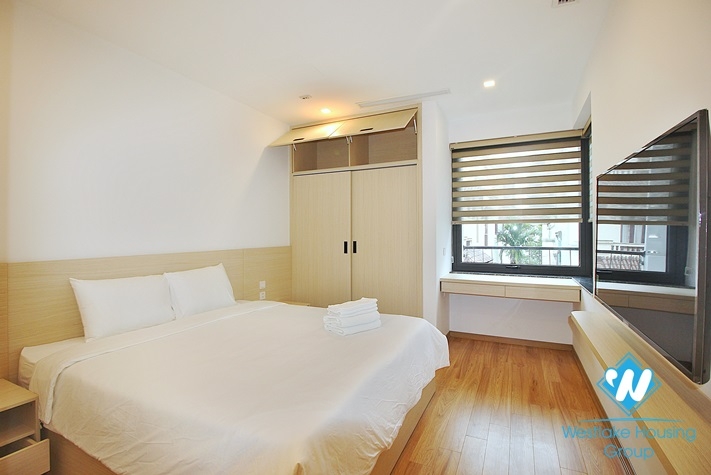 Newly 2 bedroom apartment in Xuan dieu, Tay ho