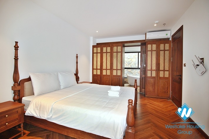 High floor 3 bedrooms apartment for rent in To Ngoc Van st, Tay Ho