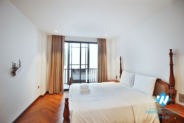 High floor 3 bedrooms apartment for rent in To Ngoc Van st, Tay Ho