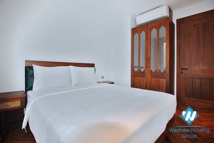 High floor 3 bedrooms apartment for rent in To Ngoc Van st, Tay Ho
