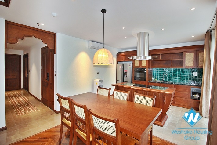 High floor 3 bedrooms apartment for rent in To Ngoc Van st, Tay Ho