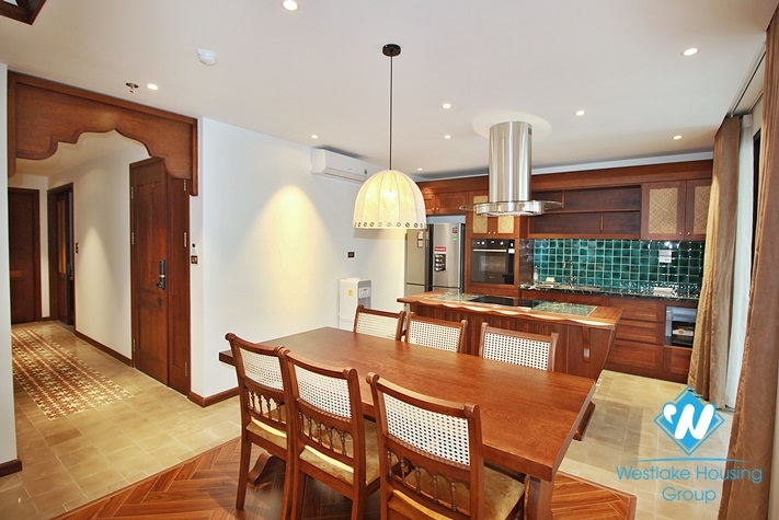 A nice 3 bedrooms apartment for rent in To Ngoc Van area, Tay Ho, Ha Noi
