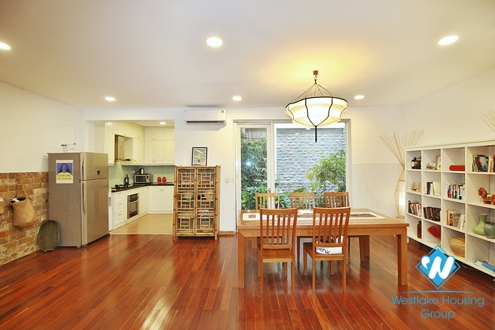 To Ngoc Van house rental with beautiful patio garden and swimming pool 