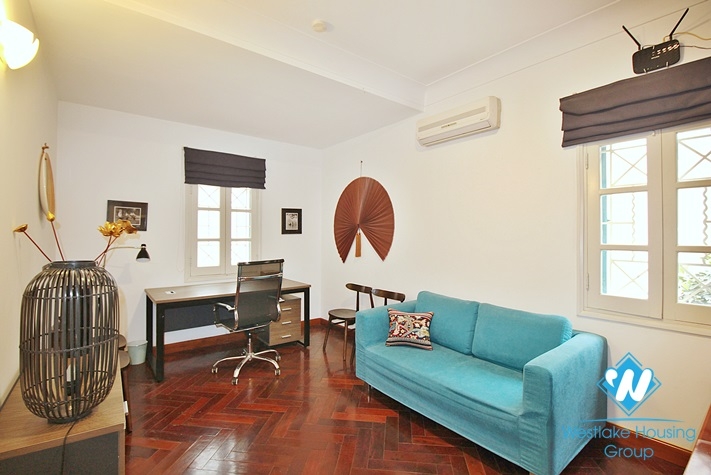 To Ngoc Van house rental with beautiful patio garden and swimming pool 