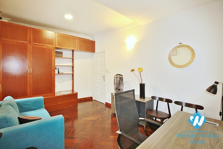 To Ngoc Van house rental with beautiful patio garden and swimming pool 