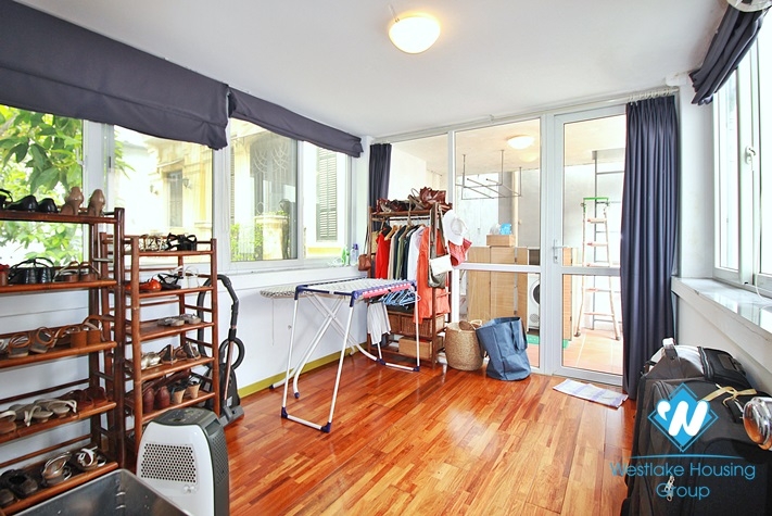 To Ngoc Van house rental with beautiful patio garden and swimming pool 