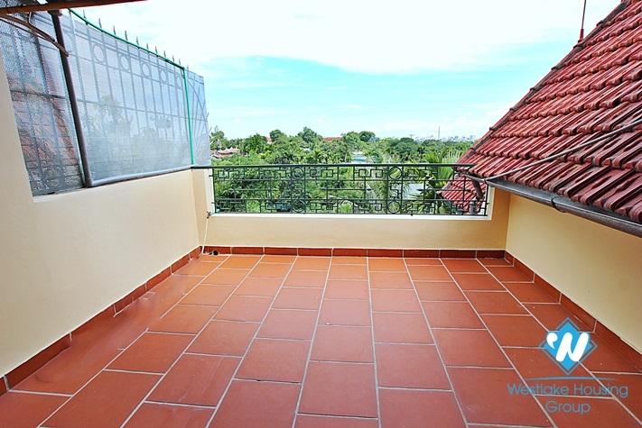 Large unfurnished house for lease in Westlake area, Hanoi