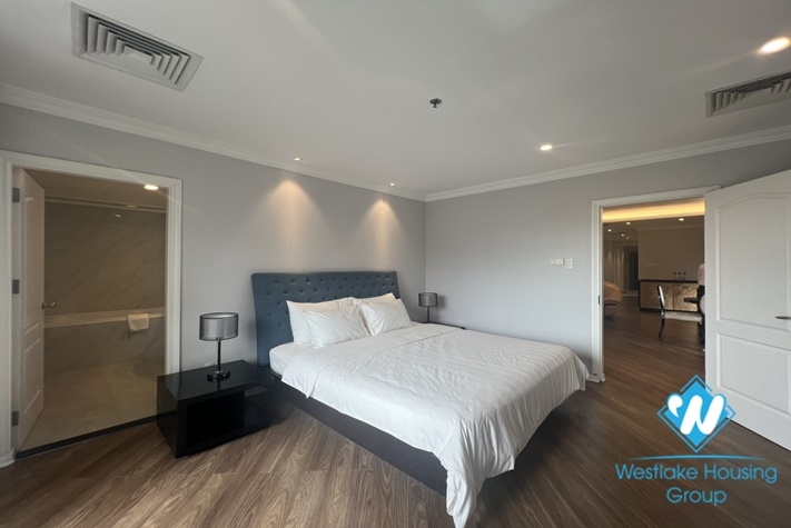 Lovely and lake view 3 bedrooms apartment for rent in Truc Bach