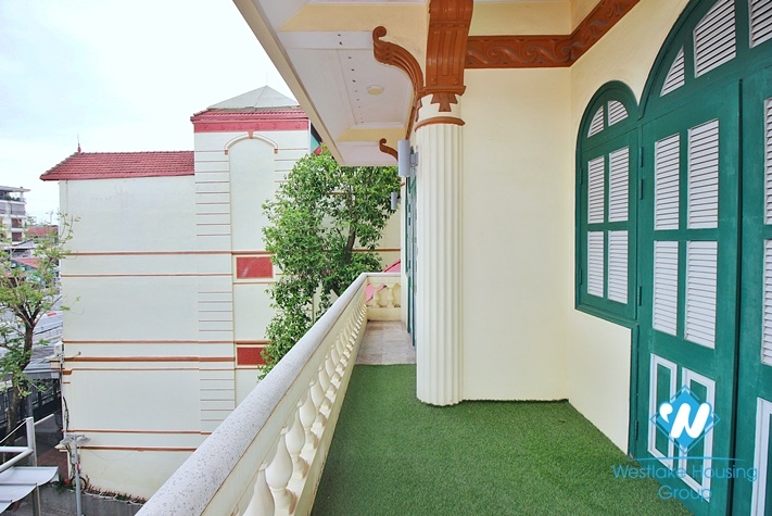 Spacious house with large courtyard for rent in Tay Ho area, Hanoi