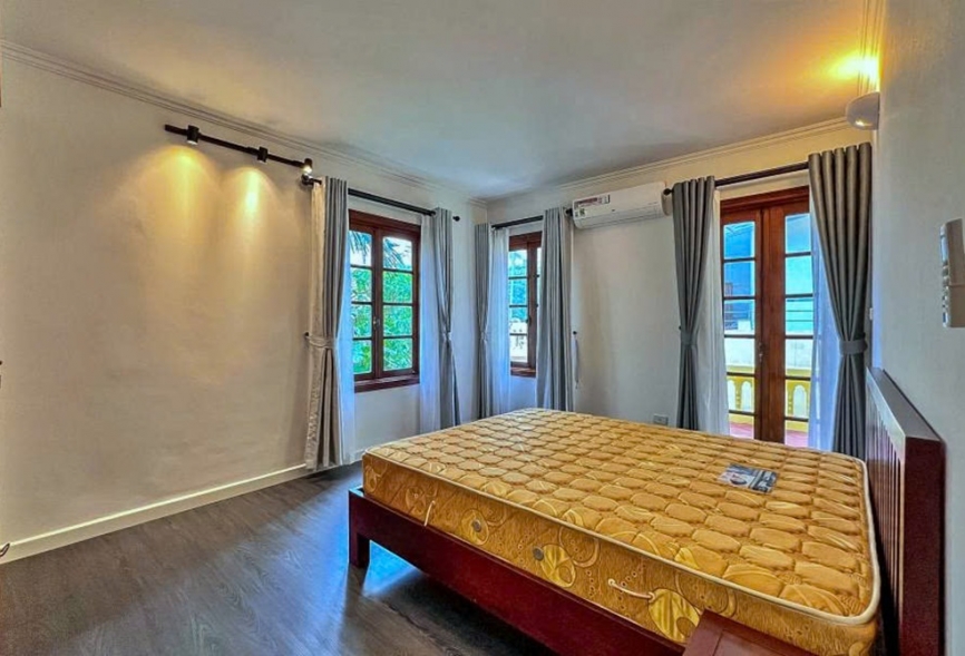 Lovely 3 bedrooms house for rent in Tay Ho