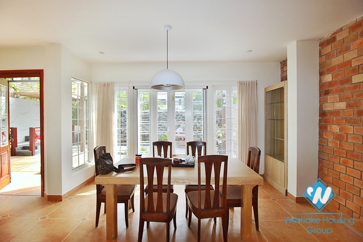 Ancient garden house for rent in Tay Ho district, Ha Noi