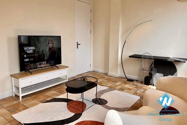 Lake view and lovely 1 bedroom apartment for rent in Tay Ho