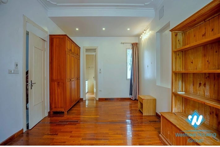 Nice house with outside swiming pool for rent in Tay Ho, Ha Noi
