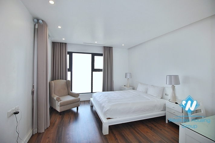 A stunning 4 bedroom apartment  for rent in D' Leroi Soleil, Xuan Dieu, Tay Ho