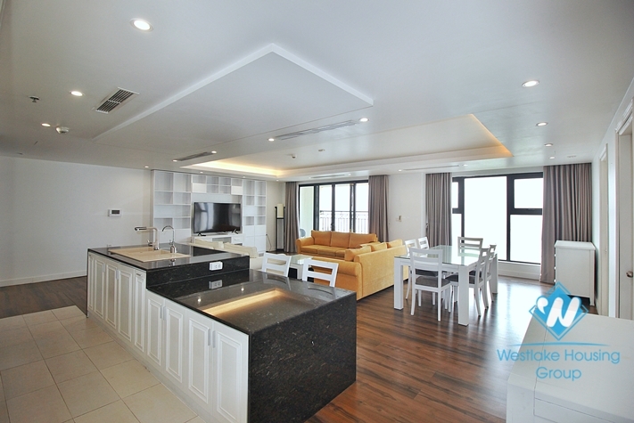 A stunning 4 bedroom apartment  for rent in D' Leroi Soleil, Xuan Dieu, Tay Ho