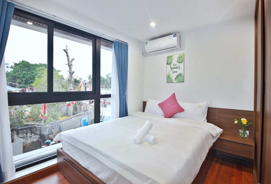 A brand new 2 bedroom apartment in Tay ho area