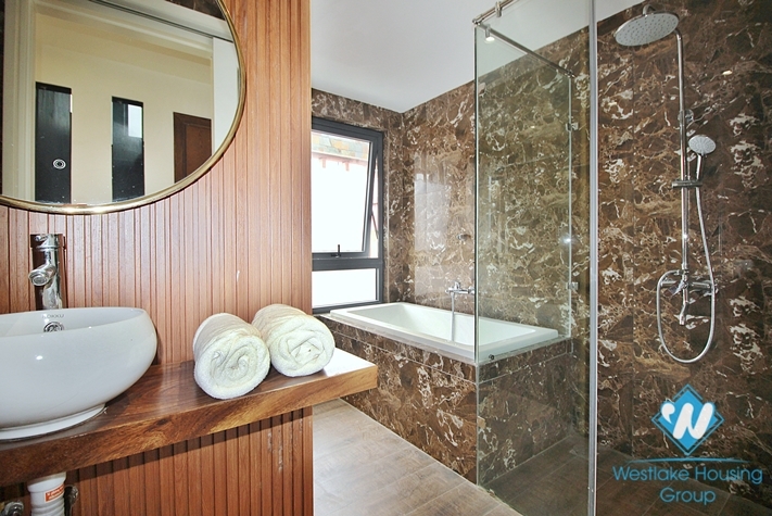 Brand new 2 beds apartment for rent in Nghi Tam, Tay Ho