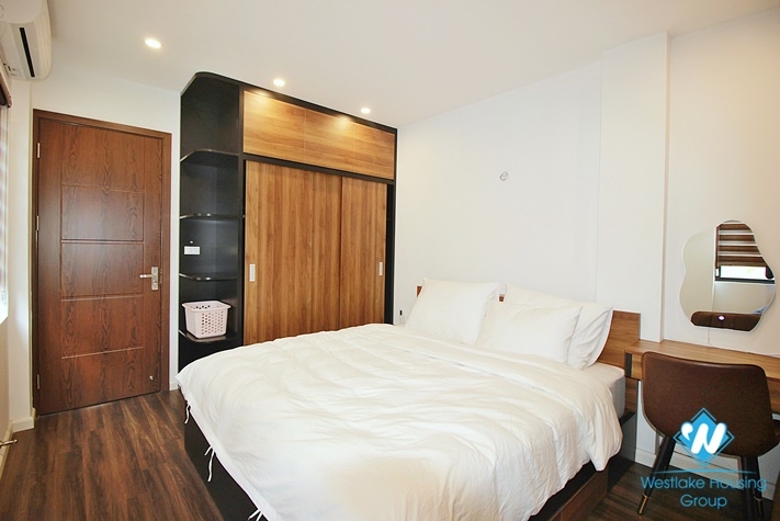 A bright one bedroom apartment for rent on Dang Thai Mai street, Tay Ho, Ha Noi