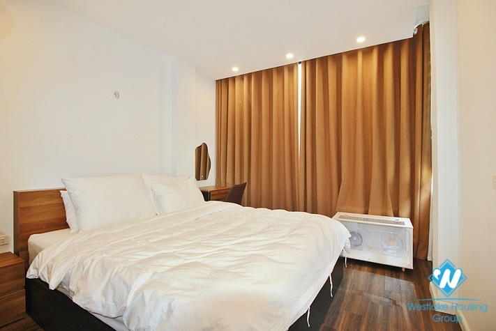 A bright one bedroom apartment for rent on Dang Thai Mai street, Tay Ho, Ha Noi