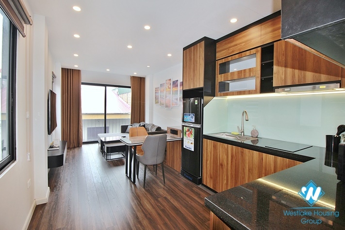 A bright one bedroom apartment for rent on Dang Thai Mai street, Tay Ho, Ha Noi