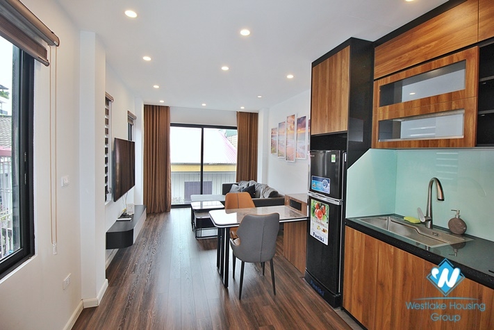 A bright one bedroom apartment for rent on Dang Thai Mai street, Tay Ho, Ha Noi