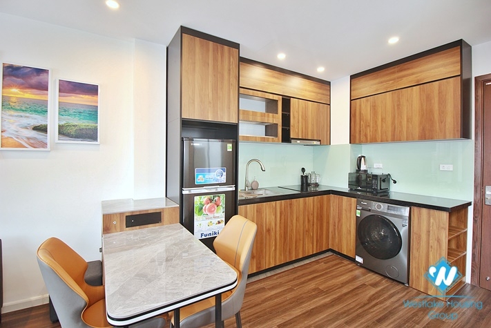 A bright one bedroom apartment for rent on Dang Thai Mai street, Tay Ho, Ha Noi