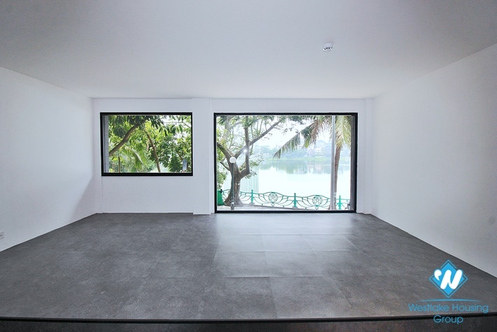 Large size office for rent on Quang An street, Tay Ho District, Ha Noi
