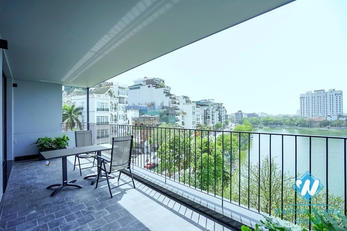 Morden and lakeview 4 bedrooms apartment for rent in Quang An st, Tay Ho
