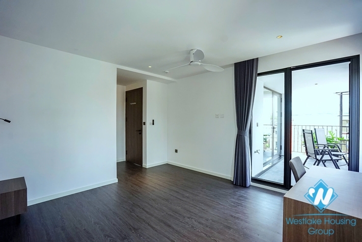 Morden and lakeview 4 bedrooms apartment for rent in Quang An st, Tay Ho