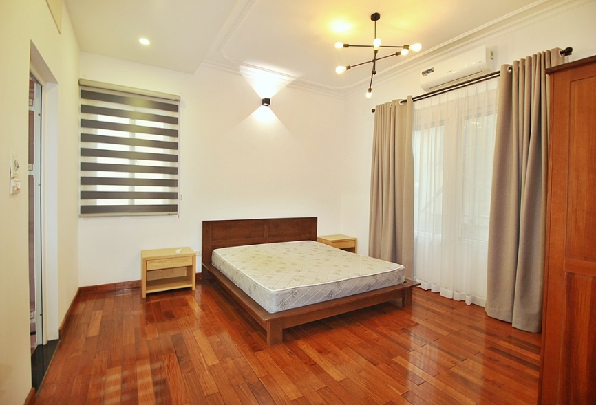 Nice house with outside swiming pool for rent in Tay Ho, Ha Noi