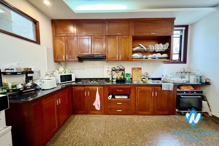 Green garden house for rent in Tay Ho, Ha Noi
