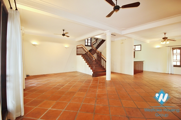 Gorgeous villa with swimming pool for rent in Tay Ho, Hanoi
