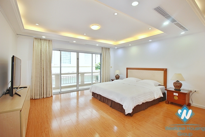 Serviced 4 bedrooms house for rent in Tay Ho ward, Ha Noi