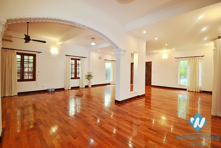 Spacious garden house with out-door pool for rent in Tay Ho, Ha Noi