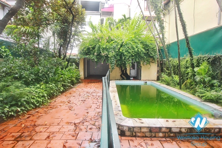 Spacious garden house with out-door pool for rent in Tay Ho, Ha Noi