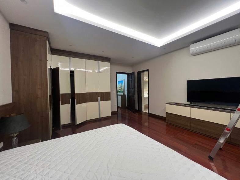 Renovated morden house for rent in D block, Ciputra, Tay Ho ward, Ha Noi