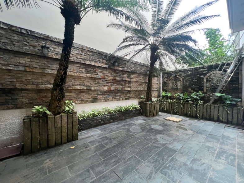 Renovated morden house for rent in D block, Ciputra, Tay Ho ward, Ha Noi