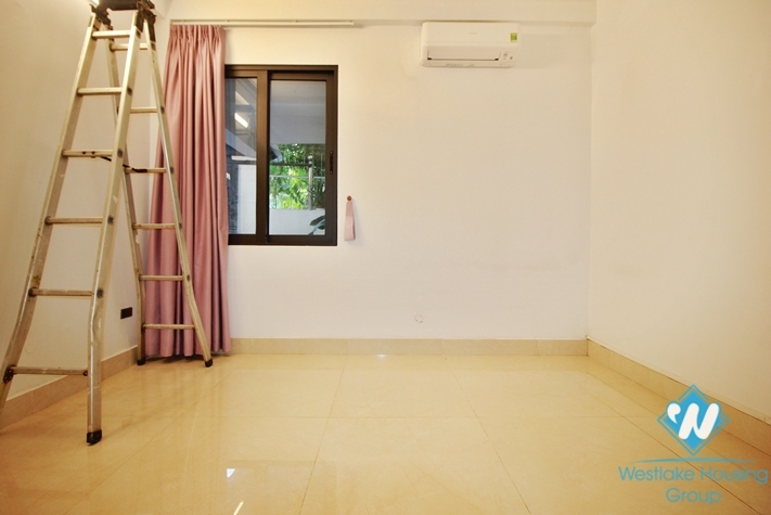 Unfurnished and new 4 bedrooms house for rent in Tay Ho, Ha Noi