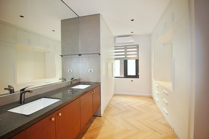 A big villa with garden and swimming pool for rent in Tay ho, Hanoi