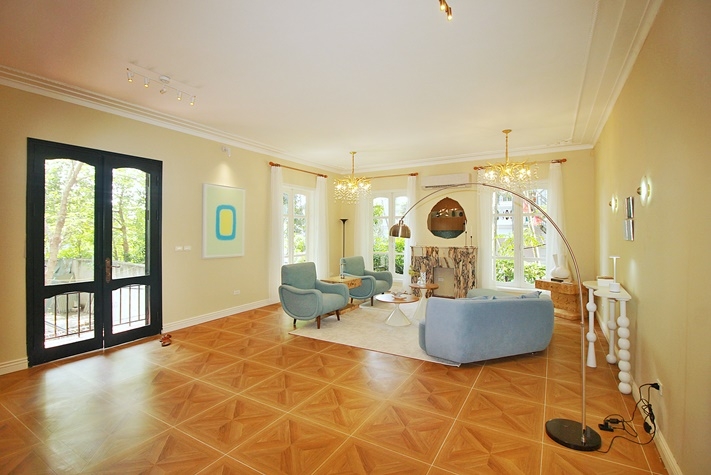Newly renovated villa for rent in Tay Ho, Ha Noi