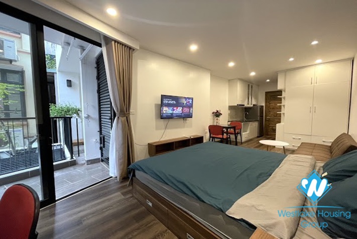 Brand new studio apartment for rent in Hoang Hoa Tham st, Ba Dinh district.