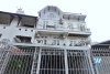 A nine-bedroom house with the view of the valley of West lake flowers