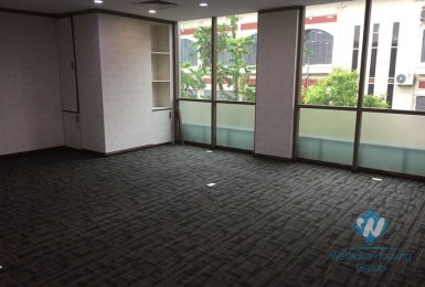 An office for rent in Tran Quoc Toan street, Hoan Kiem district, Ha Noi