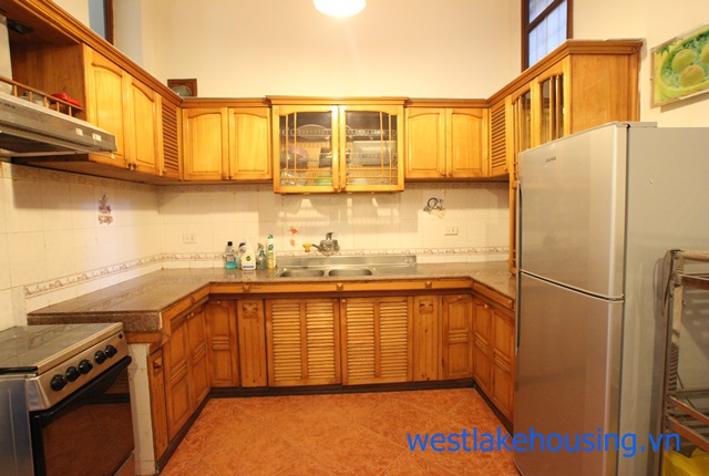 Cheap and nice house with 3 bedrooms for rent in Dang Thai Mai st, Tay Ho, Ha Noi