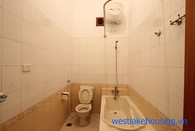 Cheap and nice house with 3 bedrooms for rent in Dang Thai Mai st, Tay Ho, Ha Noi
