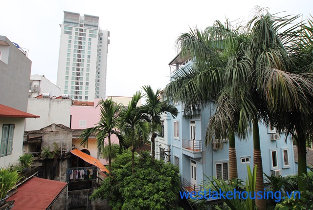 Cheap and nice house with 3 bedrooms for rent in Dang Thai Mai st, Tay Ho, Ha Noi